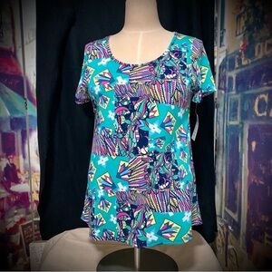 🚨 LuLaRoe Brand Classic Tee – Size Large – NEW With Tags (NWT)
